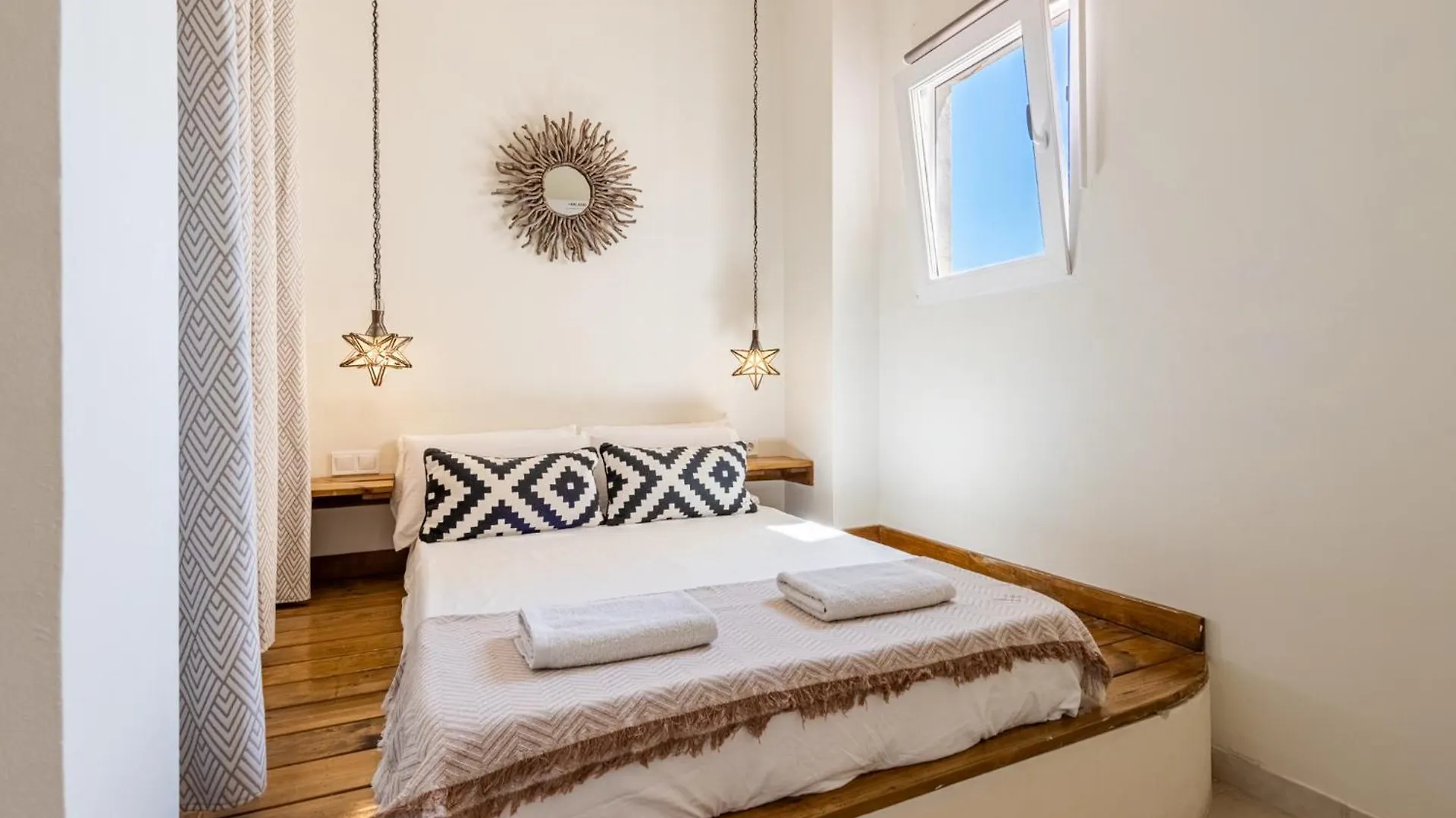 Malaga Cozy Apt Amazing Location